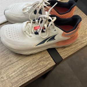 Altra Cream and Coral Athletic Shoes
